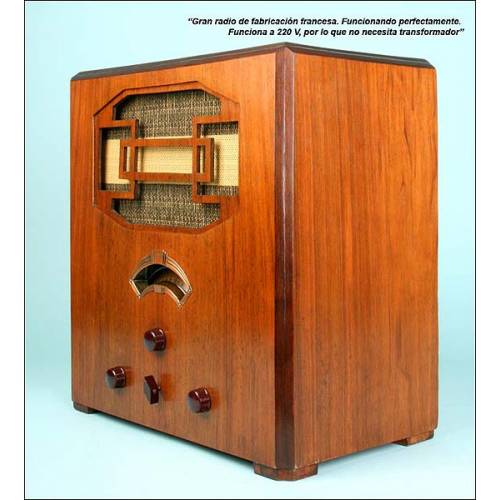 Great French radio. Working. 220v. Years 30's