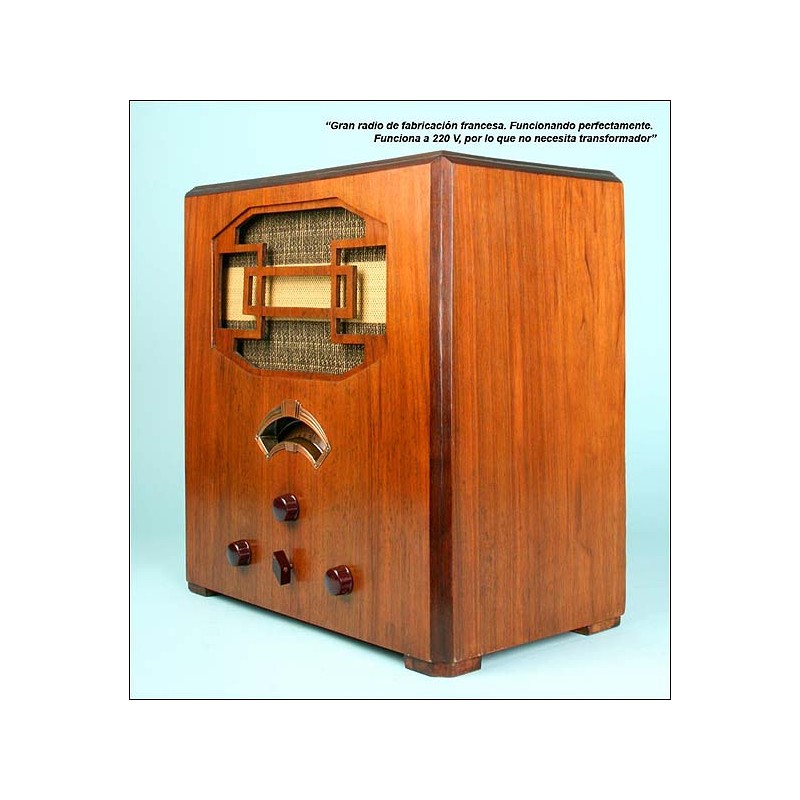 Great French radio. Working. 220v. Years 30's