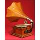 Victor I (HMV) Gramophone with Wooden Trumpet, ca. 1905.