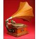 Victor I (HMV) Gramophone with Wooden Trumpet, ca. 1905.