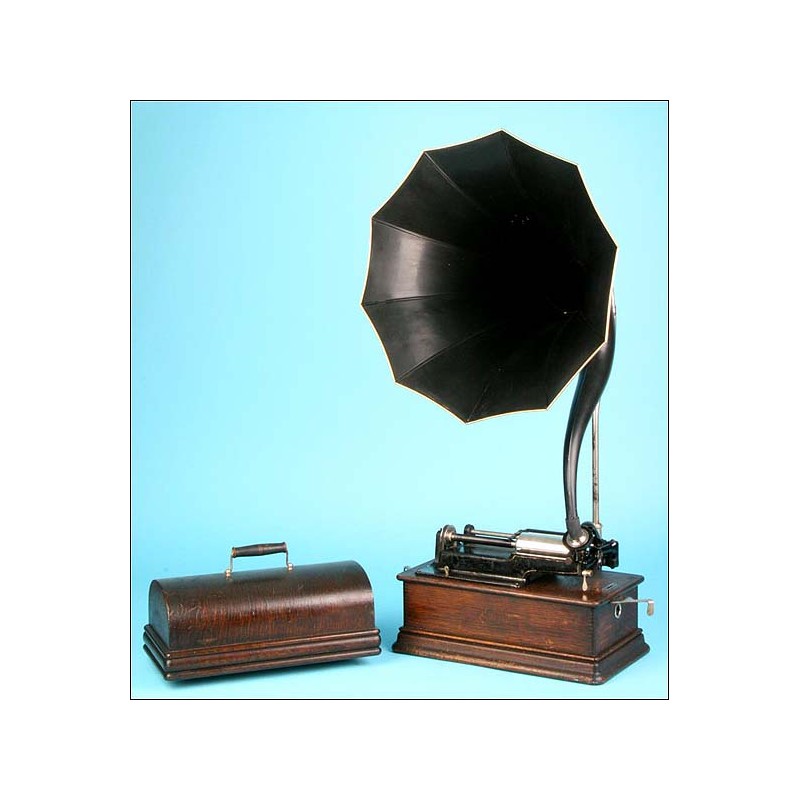 Edison Home phonograph model C, with cygnet trumpet.