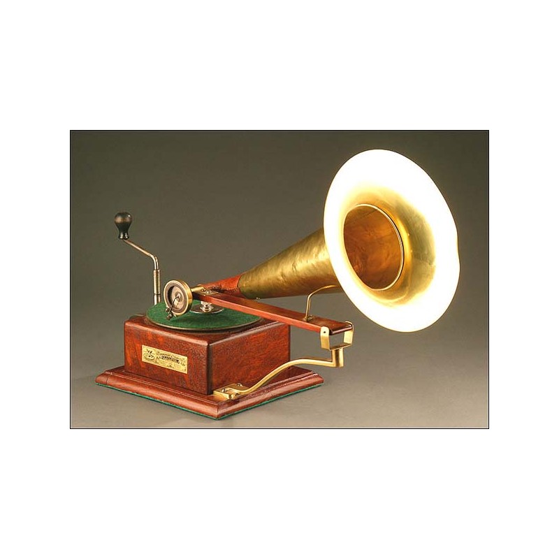 Berliner Gramophone, very rare. 1897.