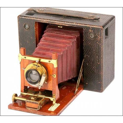 Antique Kodak Bellows Camera No. 4. 1885