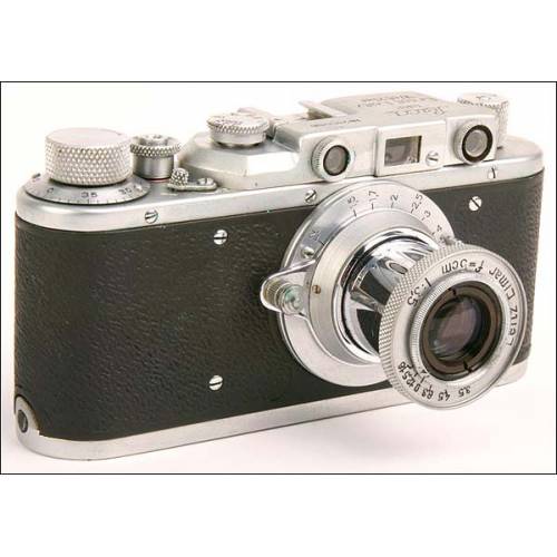 Leica II y objetivo Elmar. Copia rusa de época. Años 50