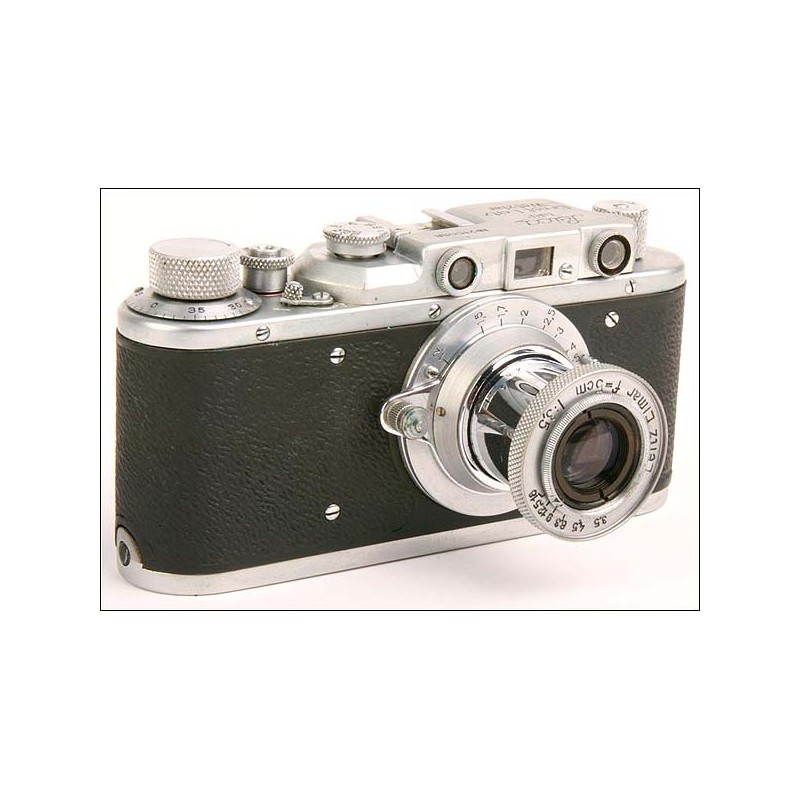 Leica II y objetivo Elmar. Copia rusa de época. Años 50