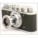 Leica II y objetivo Elmar. Copia rusa de época. Años 50