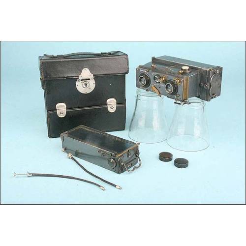 Beautiful Jules Richard Stereoscopic Camera. 1926.