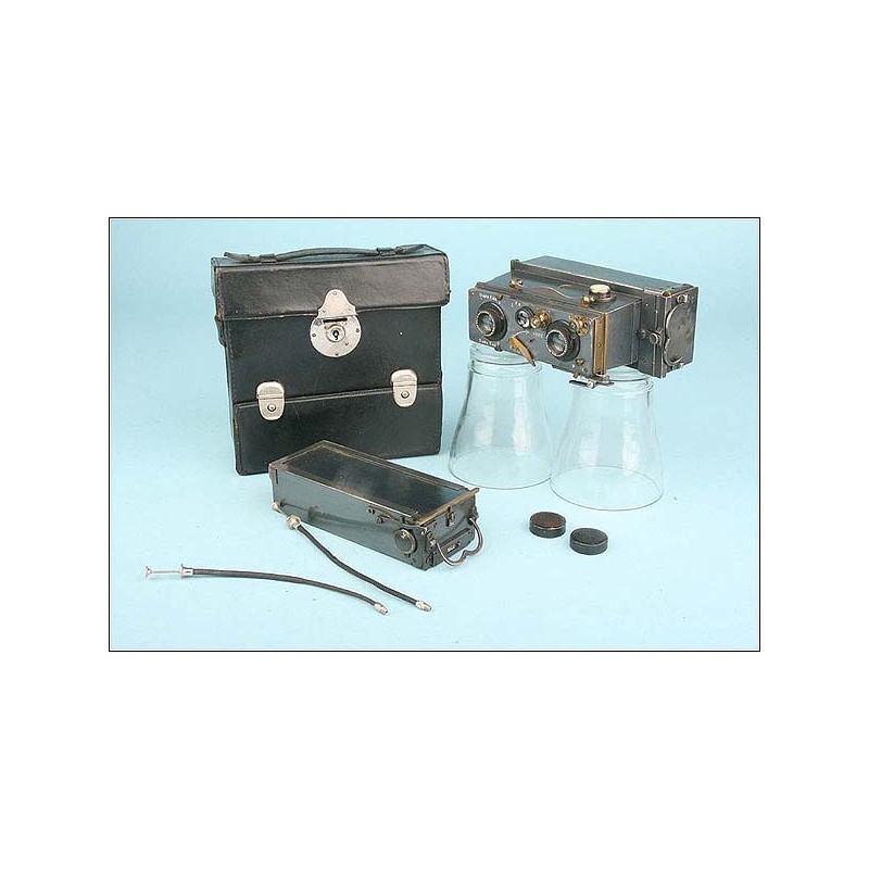 Beautiful Jules Richard Stereoscopic Camera. 1926.