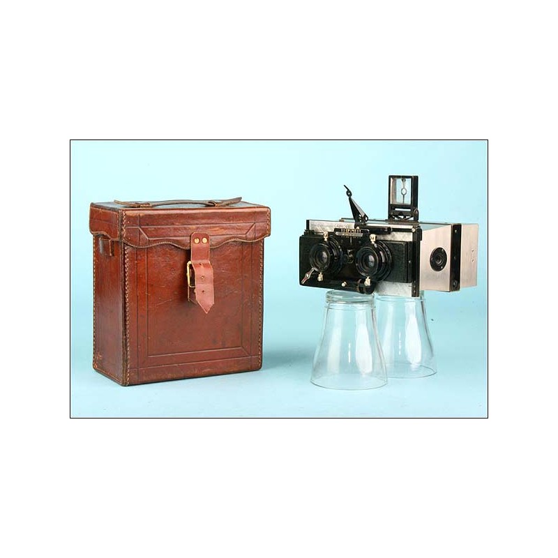 Gaumont Stereoscopic Camera, 1906.