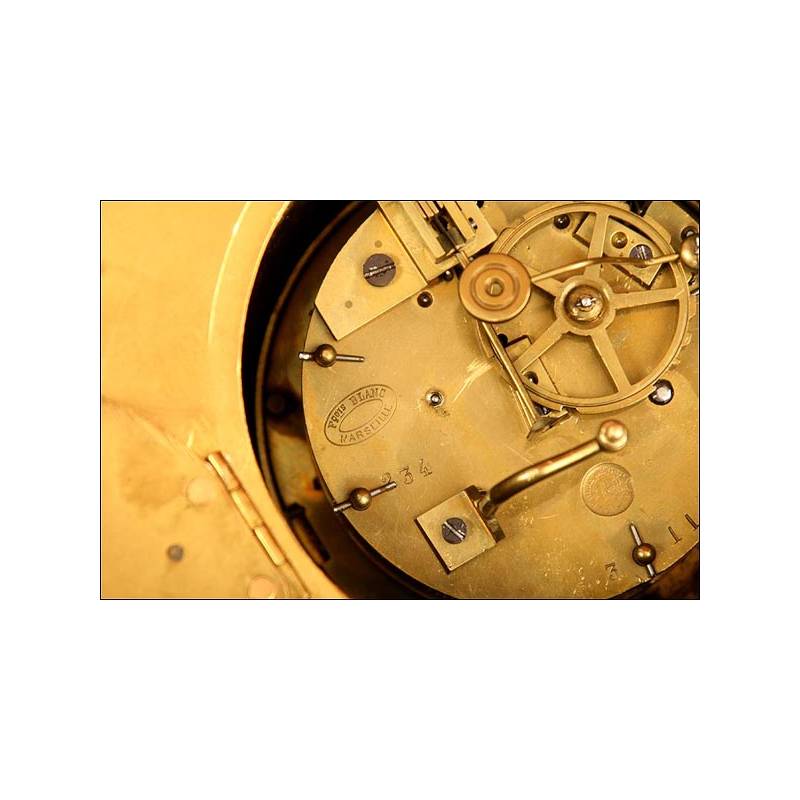 Reloj de Pared Neogótico en Bronce Con Maquinaria París de 8 días
