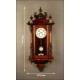 Reloj de Pared de Madera, de Principios del Siglo XX. Muy Bien Conservado, Da las Horas y los Cuartos