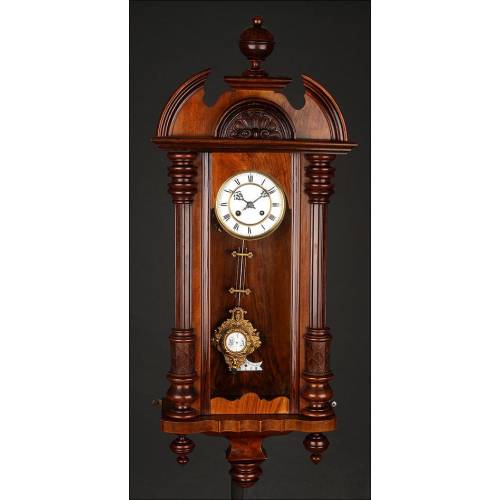 Precioso Reloj de Pared de Madera Fabricado en Alemania Circa 1890. Restaurado. Funciona Muy Bien