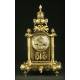 Beautiful French Bronze Mantel Clock. Year 1.880. Perfect Condition