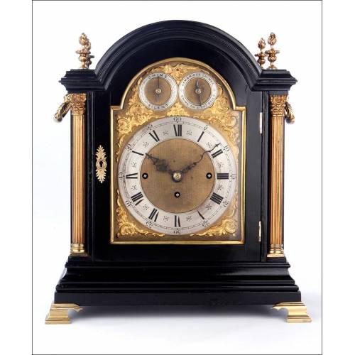 Antiguo Reloj Bracket Con Doble Sonerías. 8 campanillas. Inglaterra, Siglo XIX, circa 1870