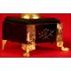 Conjunto Francés de Reloj de Sobremesa y Candelabros. Francia, S. XIX. Funciona Perfectamente