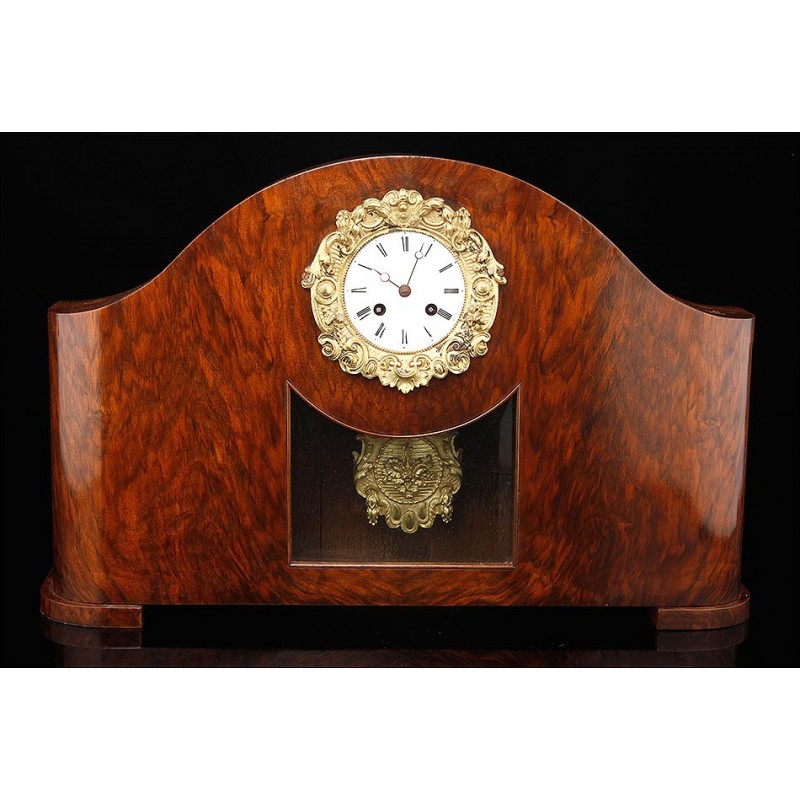 Precioso Reloj de Sobremesa Francés con Caja de Madera, Circa 1900. Maquinaria París. Funcionando