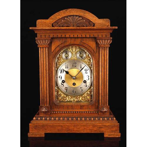 German Mantel Clock, 1900s.