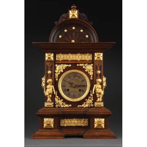 Impresionante Reloj de Sobremesa de Madera y Bronce Dorado. Alemania, Siglo XIX. Funcionando