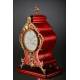 Atractivo Reloj de Sobremesa con Ménsula de Pared. Francia, Años 30 del Siglo XX. Funcionando
