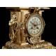 Elegante Reloj de Sobremesa de Bronce. Francia, Siglo XIX. Funcionando