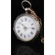 Precioso Reloj de Bolsillo Inglés en Plata Maciza. Con Llave y Cadena. Año 1885