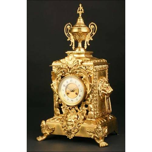 Fantastic French mantel clock. Bronze. 1880