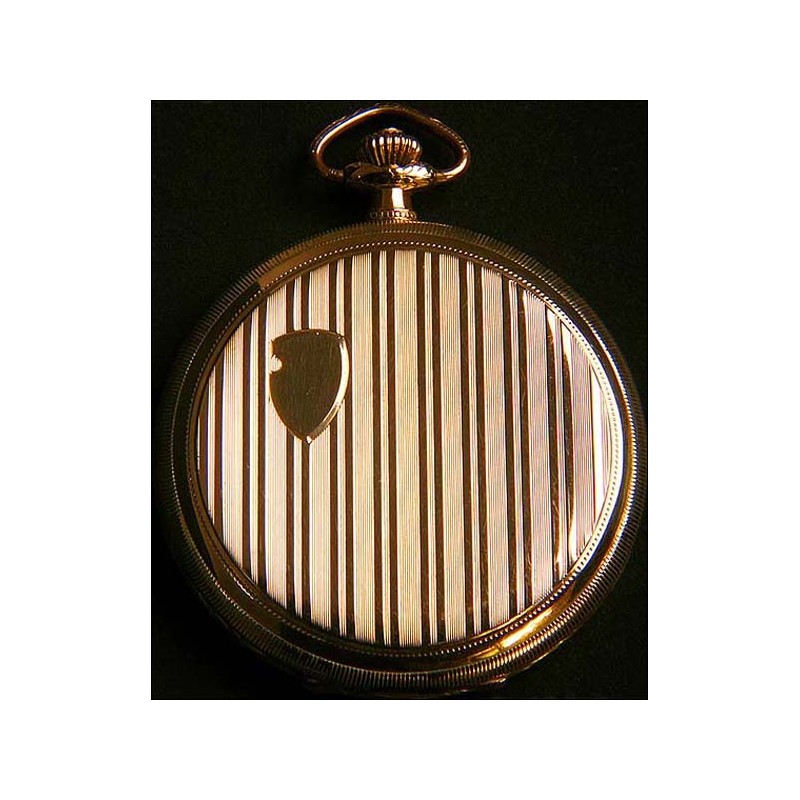 Swiss picaresque pocket watch in solid gold. 1910. Catalogued