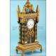 Antiguo y raro reloj Neo Gótico. 1850