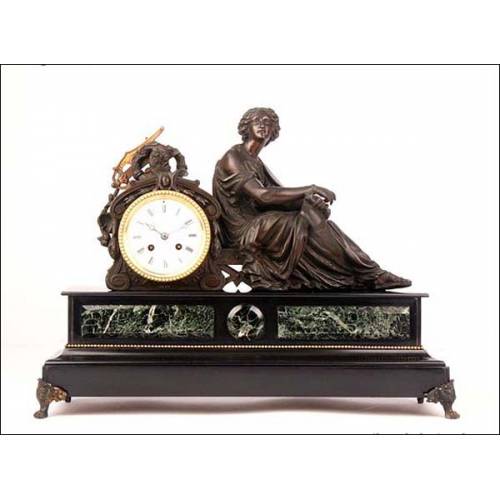Reloj de péndulo con base de mármol. 1855