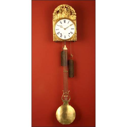 Antiguo Reloj de Pared de Tipo Morez. Francia, ca. 1850- 1900.
