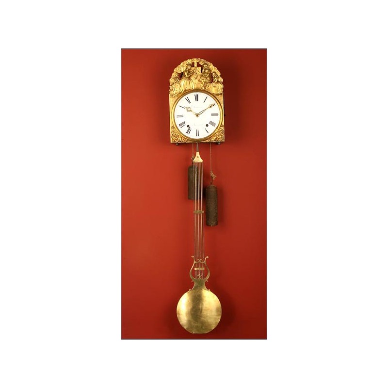 Antiguo Reloj de Pared de Tipo Morez. Francia, ca. 1850- 1900.