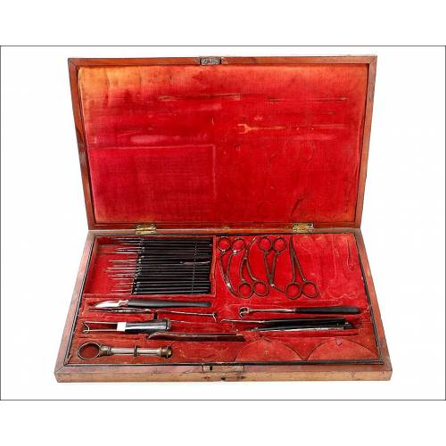 Impressive Case with Ophthalmologic Surgery Instruments. Circa 1900