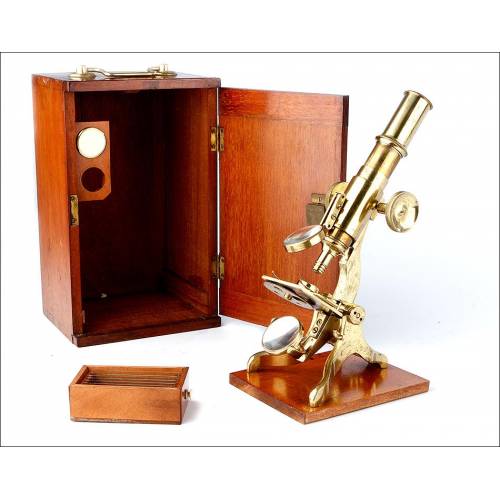 Antique Monocular Microscope in Working Condition. England, 1870