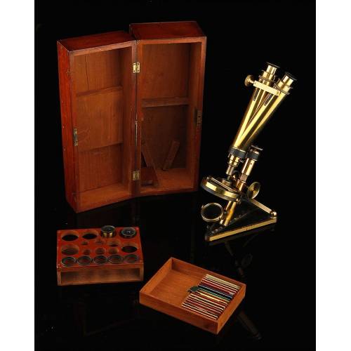 R&J. Beck Binocular Microscope in Very Good Condition. London, Circa 1870