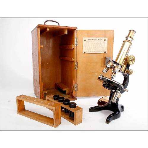 Magnífico Microscopio Otto Seibert en Perfecto Funcionamiento. Alemania, Circa 1915