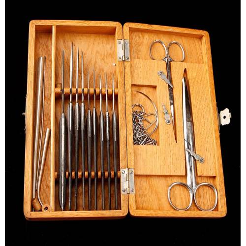 Antique Specimen Dissecting Instrument Case. 1920's
