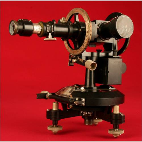 Rare German Theodolite Meterological Theodolite for Probe Balloons. Very well preserved.