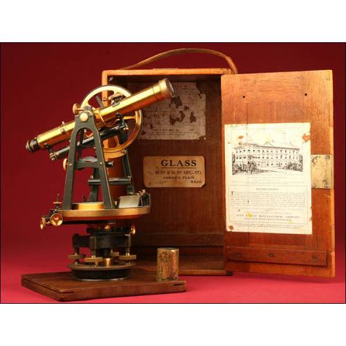 Fantastic Theodolite Buff & Buff MFG. Co. Large size. Boston, XIX Century.