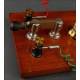 Antorcha Eléctrica para Microscopio. Francia, Principios del Siglo XX. Funciona a Batería