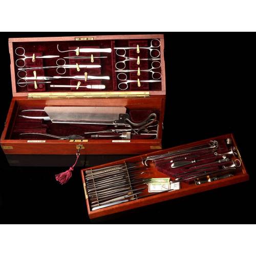 Large Surgeon's Instrument Case Made in Great Britain Circa 1900.