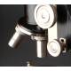 Fantástico Microscopio Alemán de los Años 50 en Perfecto Estado de Funcionamiento. Estuche Original