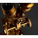 Magnífico Microscopio Binocular Inglés de Latón, Circa1870. Muy Bien Conservado y Funcionando