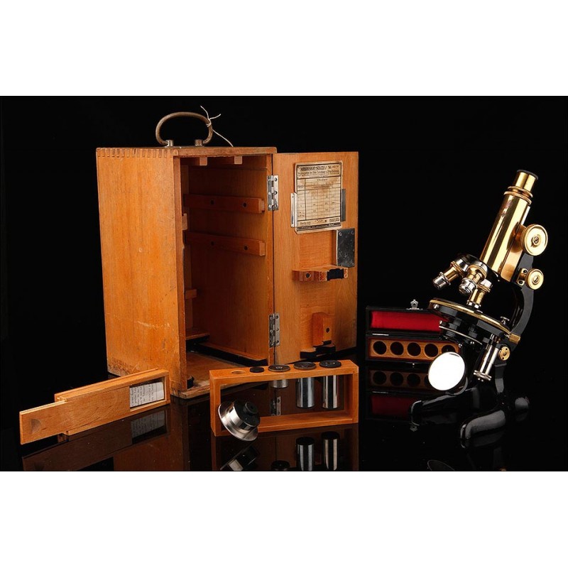 Fantastic Leitz Microscope Manufactured in Germany in 1921. Working Wonderfully