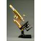 E. Leitz Wetzlar Microscope manufactured in Germany in 1906. In Good Condition and Working