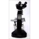 Microscopio Binocular Leitz con Antorcha de Luz. Años 50-60. Bien Conservado y Funcionando Perfectamente