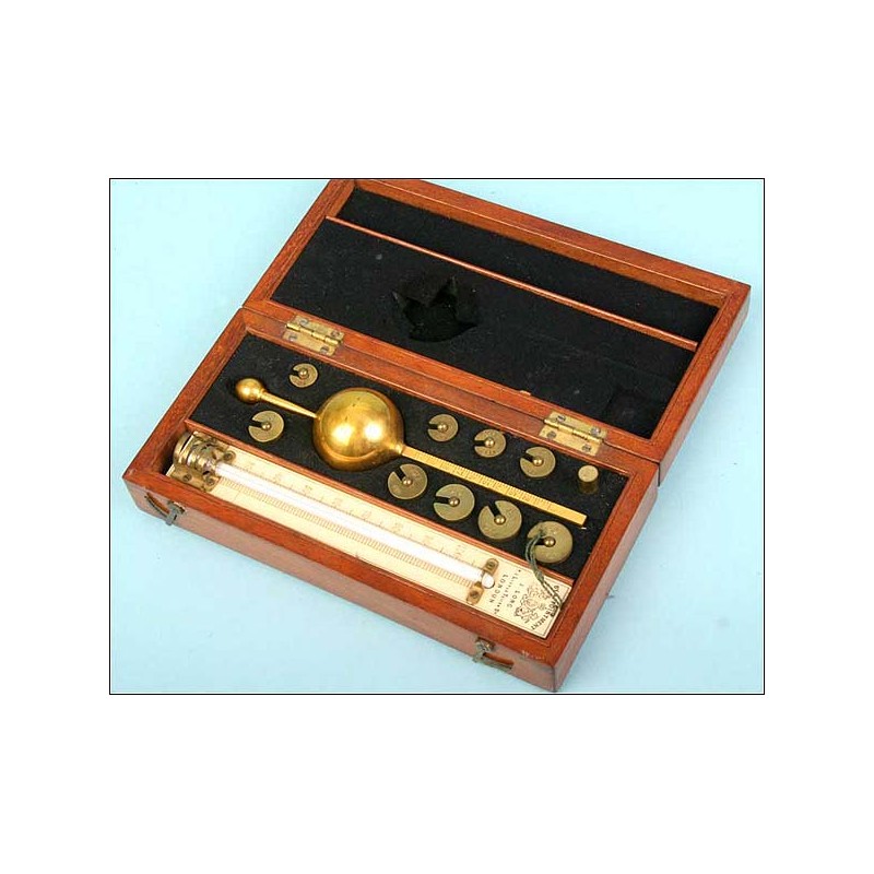 Hydrometer in original case. 1900