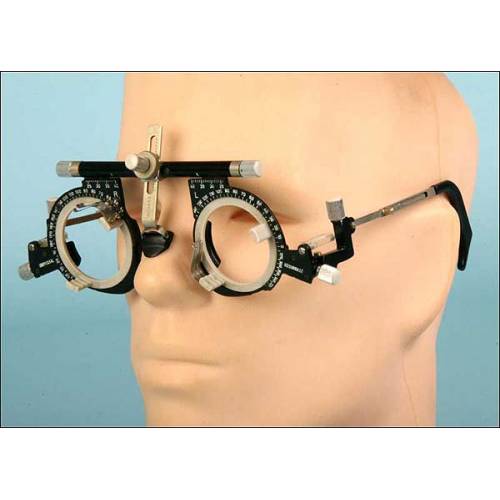 Adjustable ophthalmic glasses. Circa 1940's