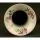 Elegant Pair of Chinese Vases in Canton Porcelain. Circa 1.850. Hand Decorated.