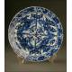 Magnífico Plato de Porcelana China Vidriada Azul y Blanca. S. XIX, Dinastía Qing. Original