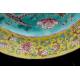 Plato de Porcelana China Familia Rosa Realizado Circa 1900. Decorado a Mano y en Perfecto Estado